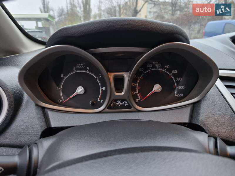 Хэтчбек Ford Fiesta 2011 в Николаеве