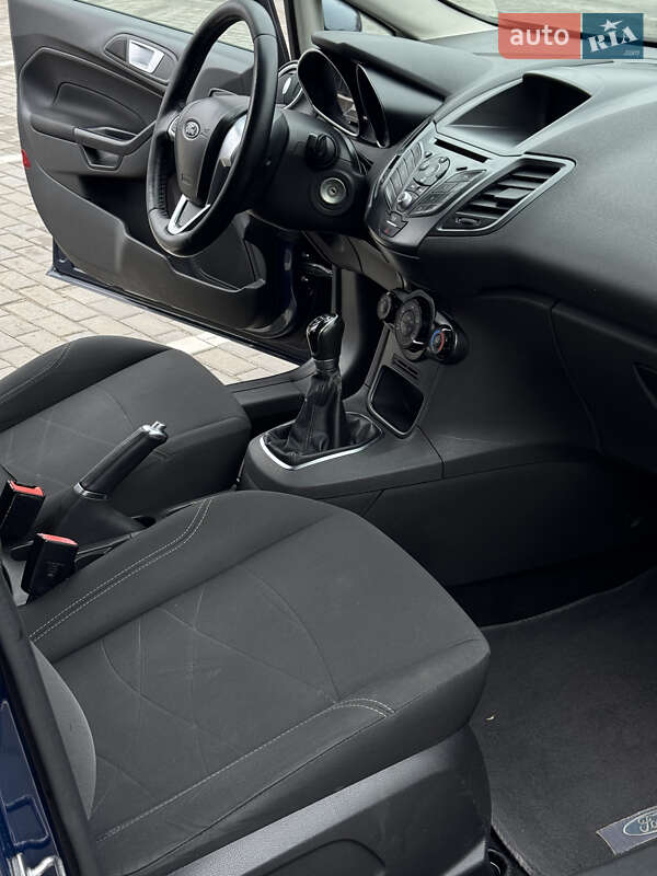 Хэтчбек Ford Fiesta 2015 в Днепре фото 24 Хэтчбек Ford Fiesta 2015 в Днепре