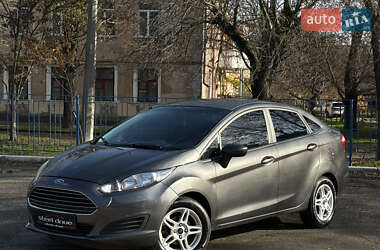 Седан Ford Fiesta 2017 в Миколаєві
