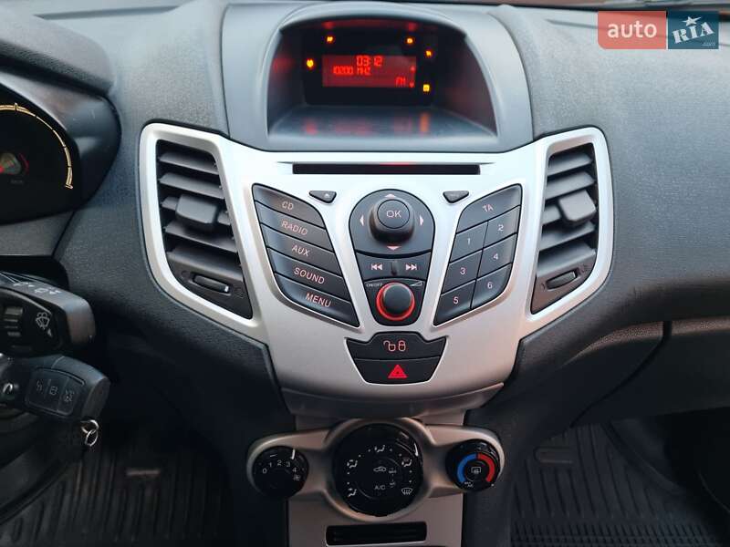 Хетчбек Ford Fiesta 2012 в Харкові
