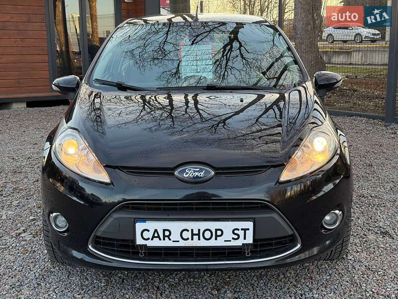 Хэтчбек Ford Fiesta 2012 в Стрые