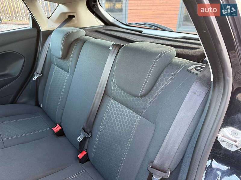 Хэтчбек Ford Fiesta 2012 в Стрые