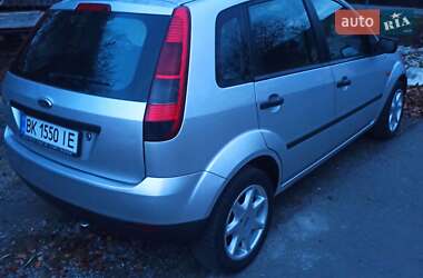 Хэтчбек Ford Fiesta 2003 в Здолбунове