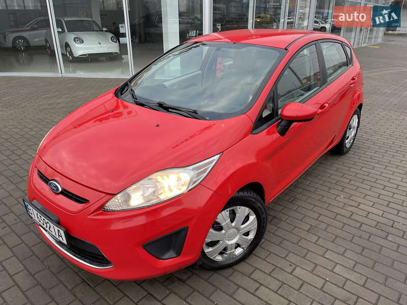 Хэтчбек Ford Fiesta 2012 в Полтаве