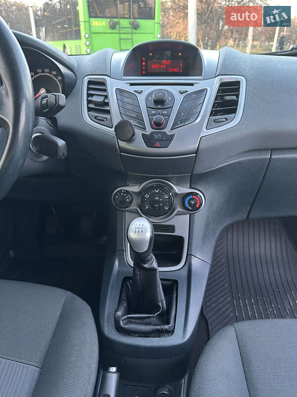 Хетчбек Ford Fiesta 2011 в Харкові