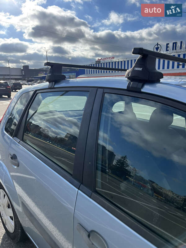 Хэтчбек Ford Fiesta 2006 в Киеве