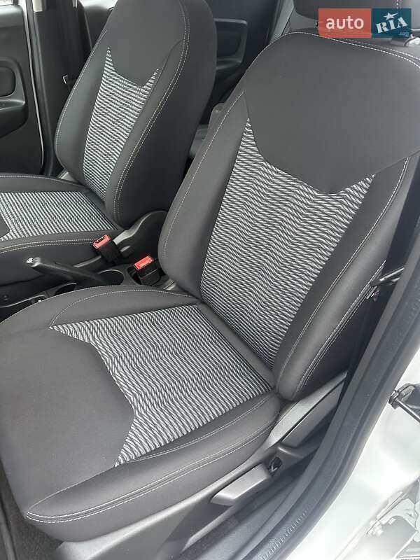 Хэтчбек Ford Fiesta 2019 в Хмельницком