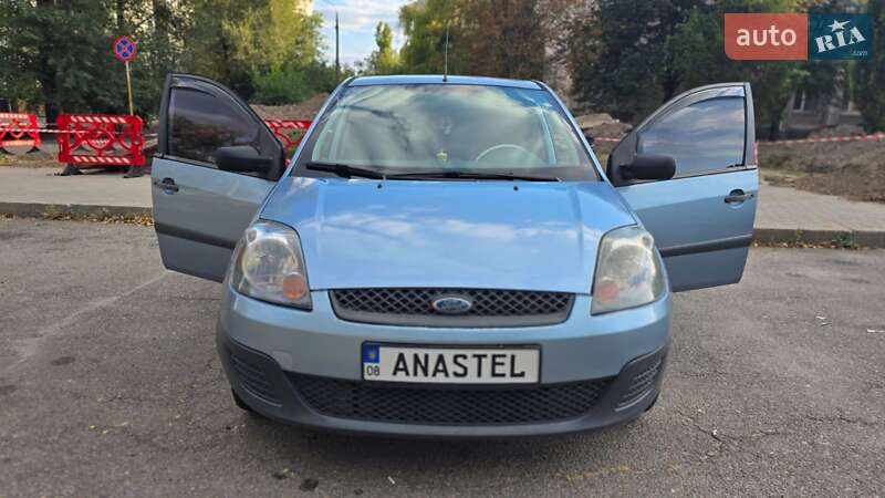 Хетчбек Ford Fiesta 2006 в Запоріжжі