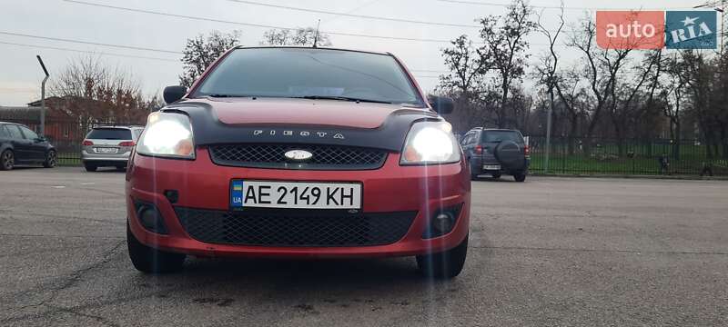Хэтчбек Ford Fiesta 2008 в Днепре