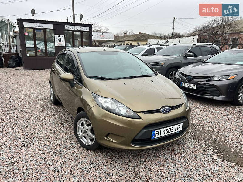 Хетчбек Ford Fiesta 2012 в Полтаві