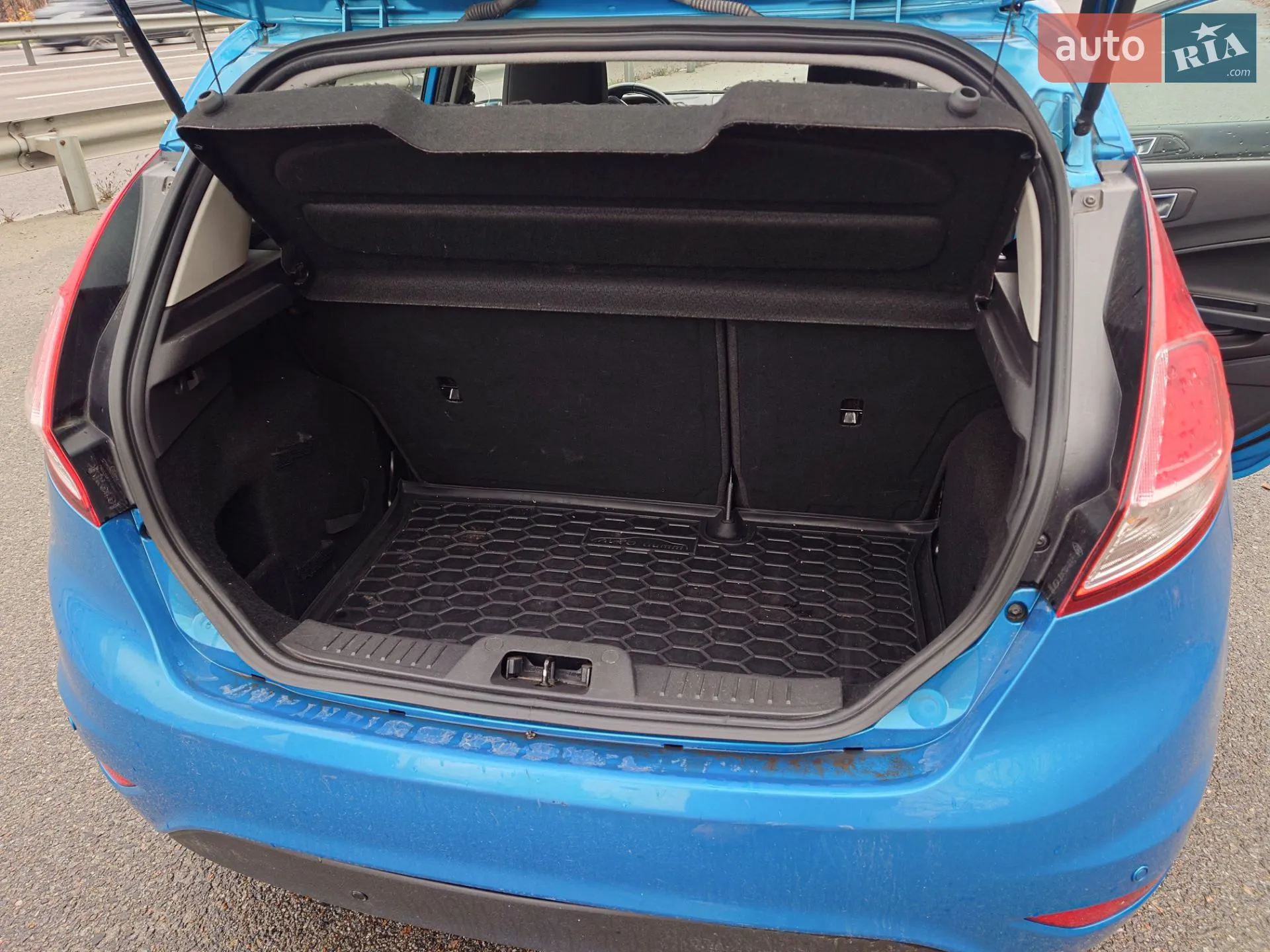 2016 Ford Fiesta - мініатюра 8