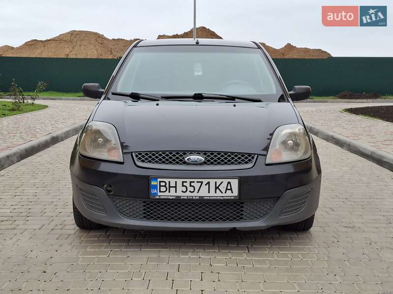 Хэтчбек Ford Fiesta 2007 в Одессе