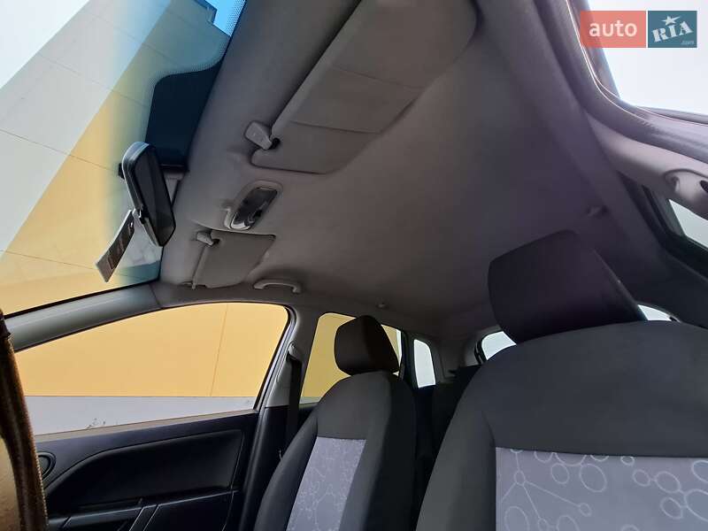 Хэтчбек Ford Fiesta 2007 в Одессе