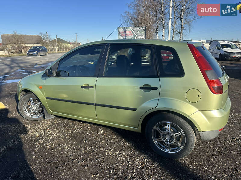 Хетчбек Ford Fiesta 2005 в Івано-Франківську