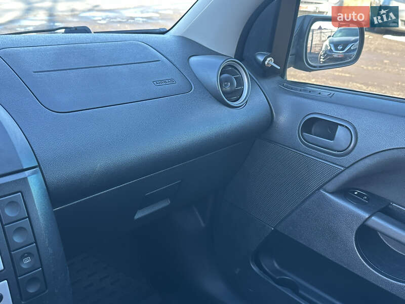 Хетчбек Ford Fiesta 2005 в Івано-Франківську