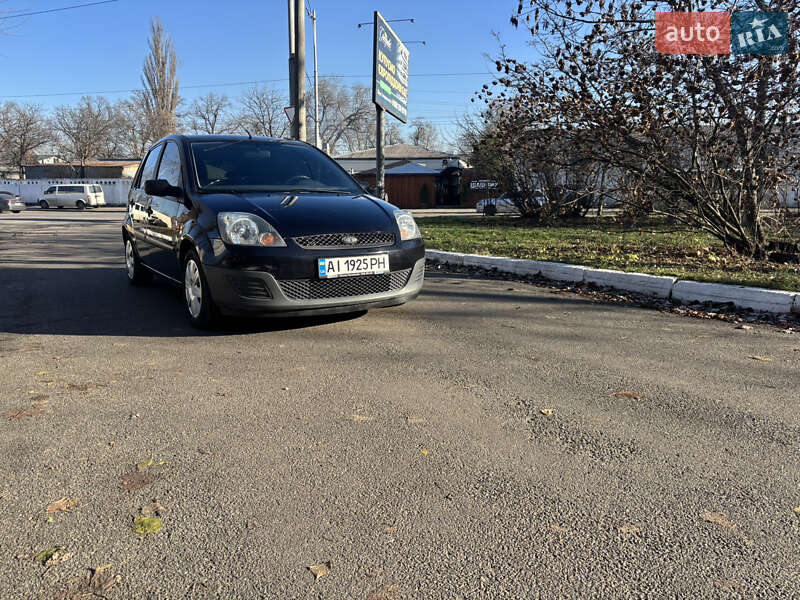 Хетчбек Ford Fiesta 2007 в Києві