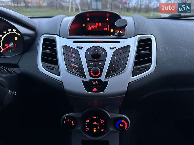 Хэтчбек Ford Fiesta 2011 в Белой Церкви