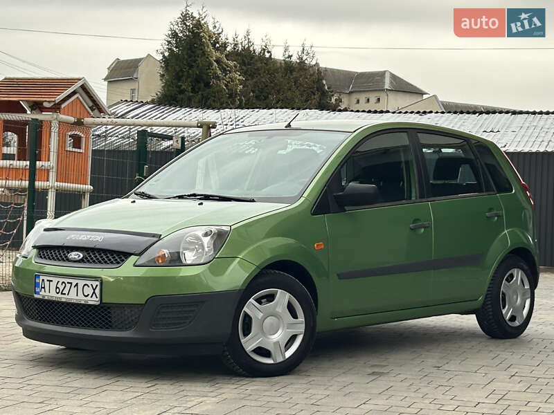 Хетчбек Ford Fiesta 2006 в Івано-Франківську