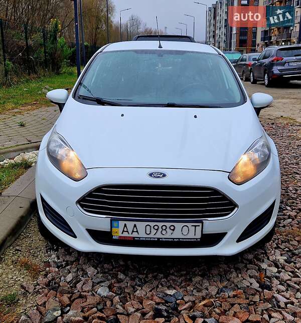 Хетчбек Ford Fiesta 2015 в Броварах фото 7 Хетчбек Ford Fiesta 2015 в Броварах