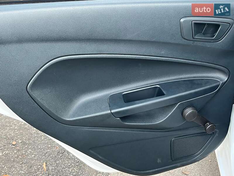 Хетчбек Ford Fiesta 2012 в Києві