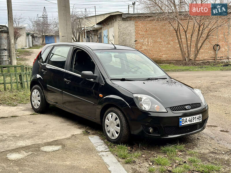 Хетчбек Ford Fiesta 2006 в Кропивницькому