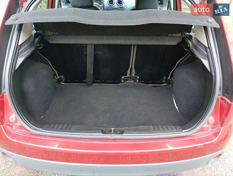 Хетчбек Ford Fiesta 2006 в Черкасах