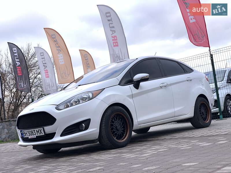 Седан Ford Fiesta 2015 в Бердичеве