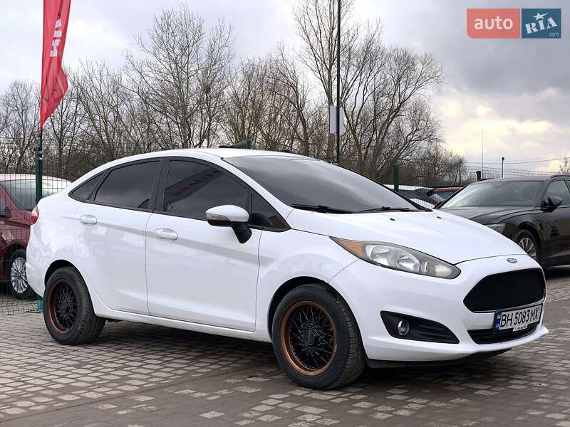 Седан Ford Fiesta 2015 в Бердичеве