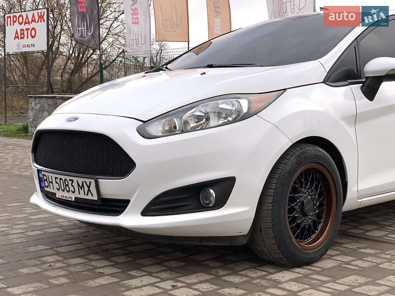 Седан Ford Fiesta 2015 в Бердичеве