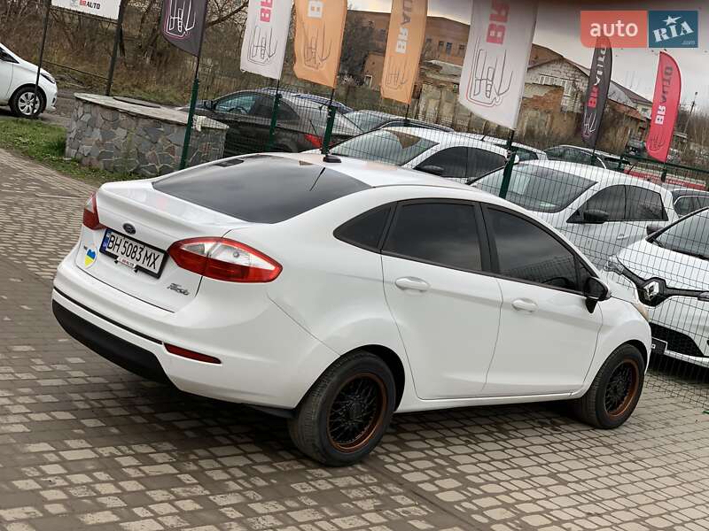 Седан Ford Fiesta 2015 в Бердичеве