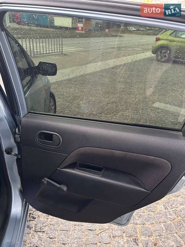 Хэтчбек Ford Fiesta 2007 в Днепре фото 13 Хэтчбек Ford Fiesta 2007 в Днепре