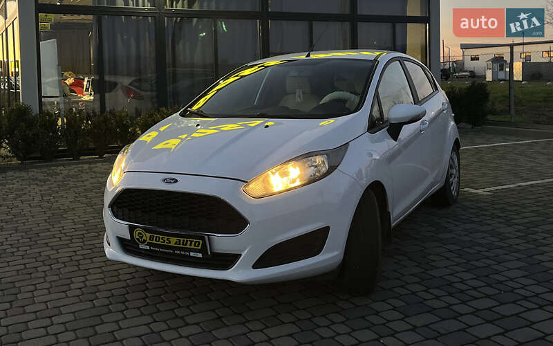 Хетчбек Ford Fiesta 2016 в Мукачевому