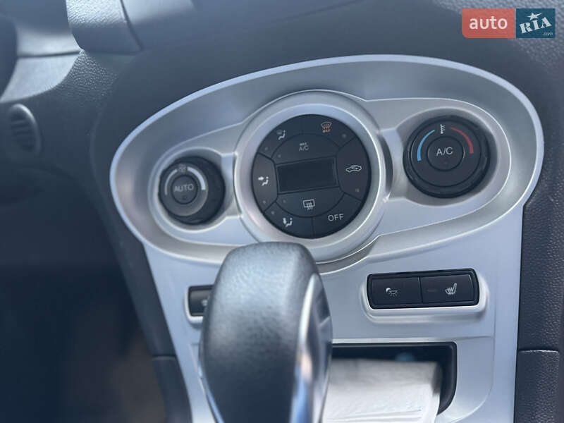 Хетчбек Ford Fiesta 2017 в Києві