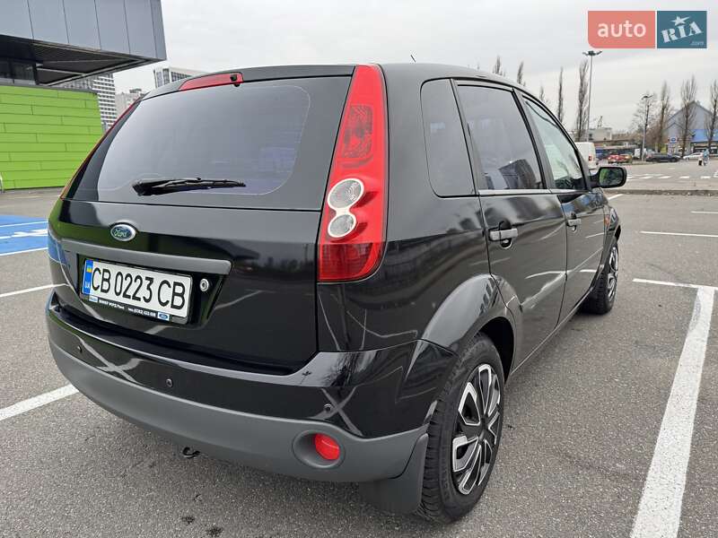 Хетчбек Ford Fiesta 2007 в Києві