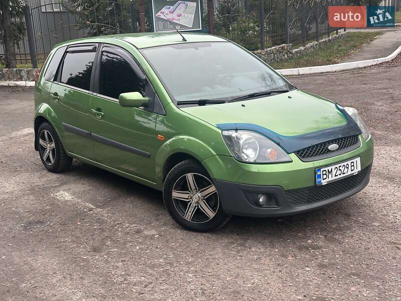Хетчбек Ford Fiesta 2006 в Сумах