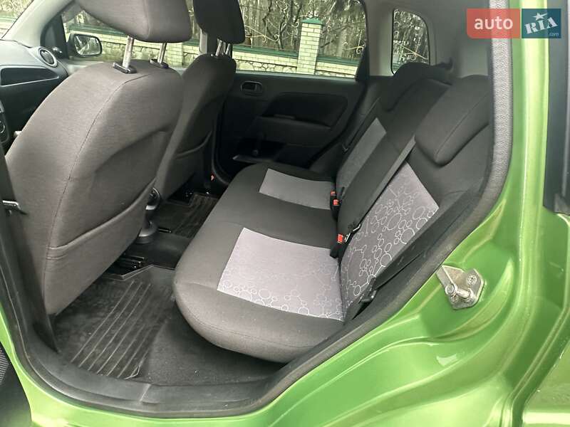 Хетчбек Ford Fiesta 2006 в Сумах