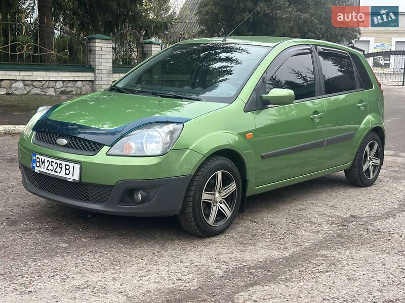 Хетчбек Ford Fiesta 2006 в Сумах