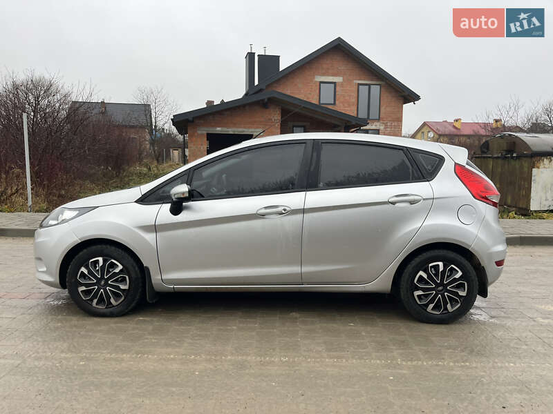 Хетчбек Ford Fiesta 2011 в Львові фото 8 Хетчбек Ford Fiesta 2011 в Львові