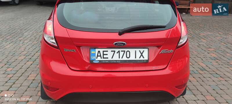 Хетчбек Ford Fiesta 2014 в Дніпрі