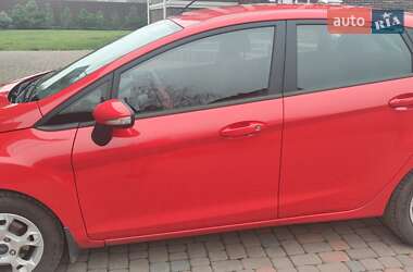 Хэтчбек Ford Fiesta 2014 в Днепре