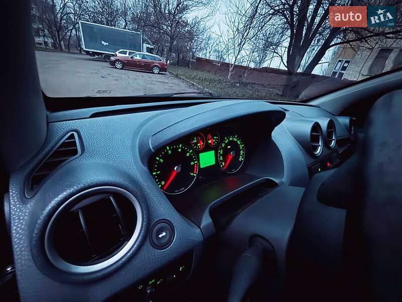 Хэтчбек Ford Fiesta 2008 в Краматорске
