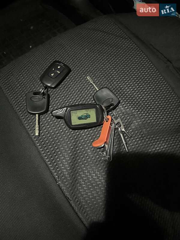 Хэтчбек Ford Fiesta 2008 в Краматорске