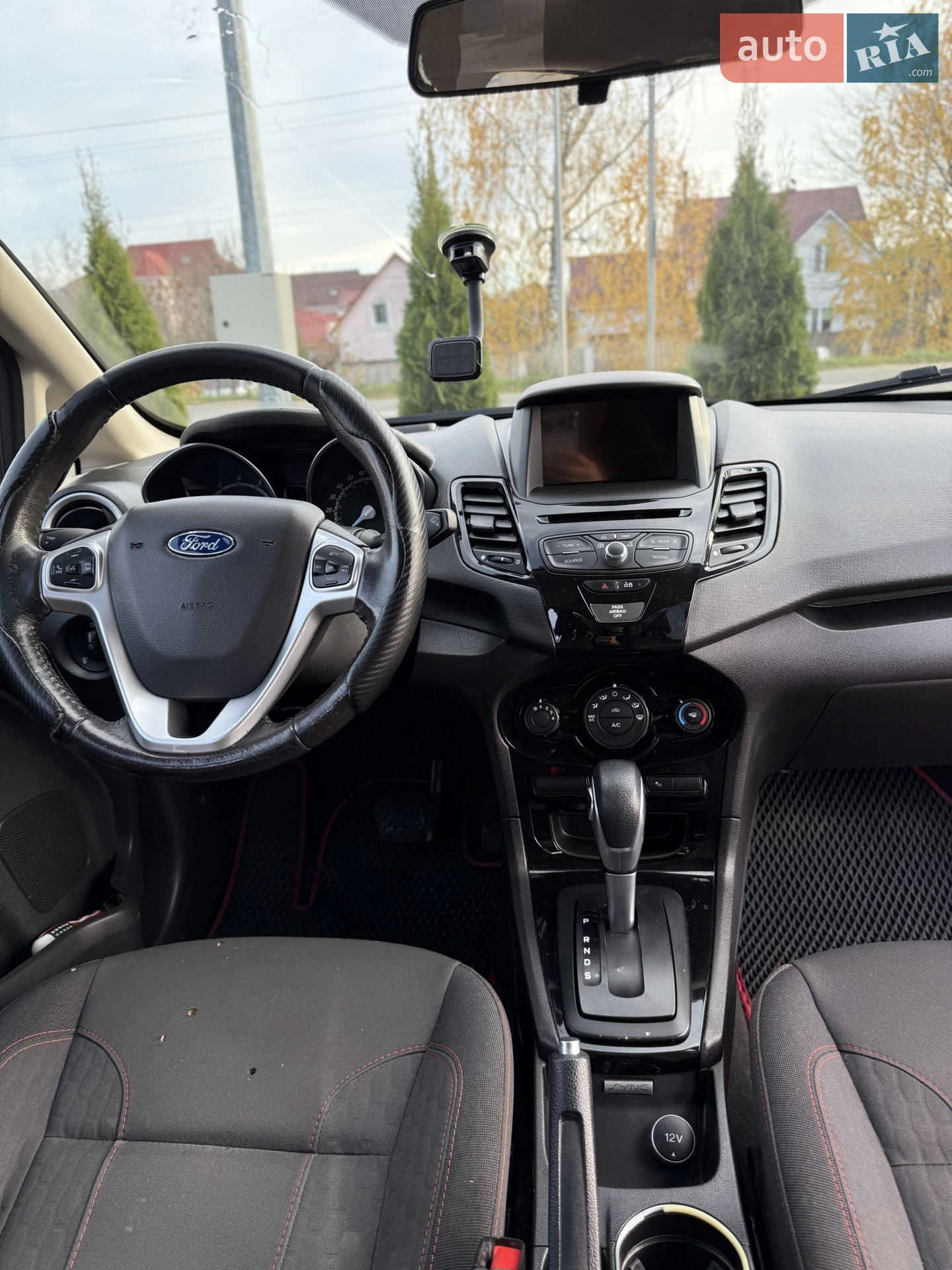 2016 Ford Fiesta - мініатюра 23