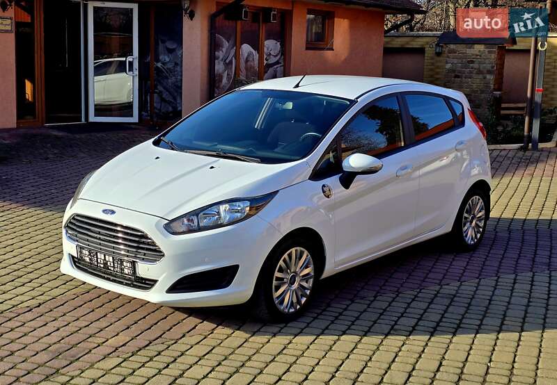 Хетчбек Ford Fiesta 2014 в Мукачевому