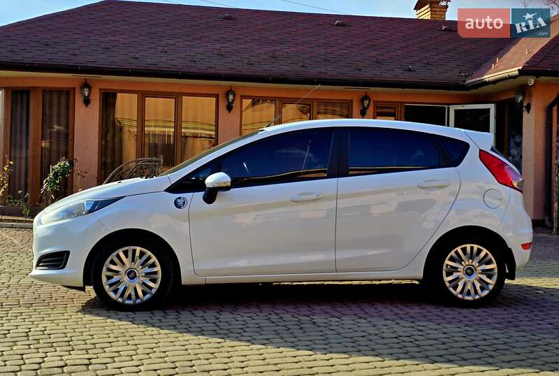 Хетчбек Ford Fiesta 2014 в Мукачевому
