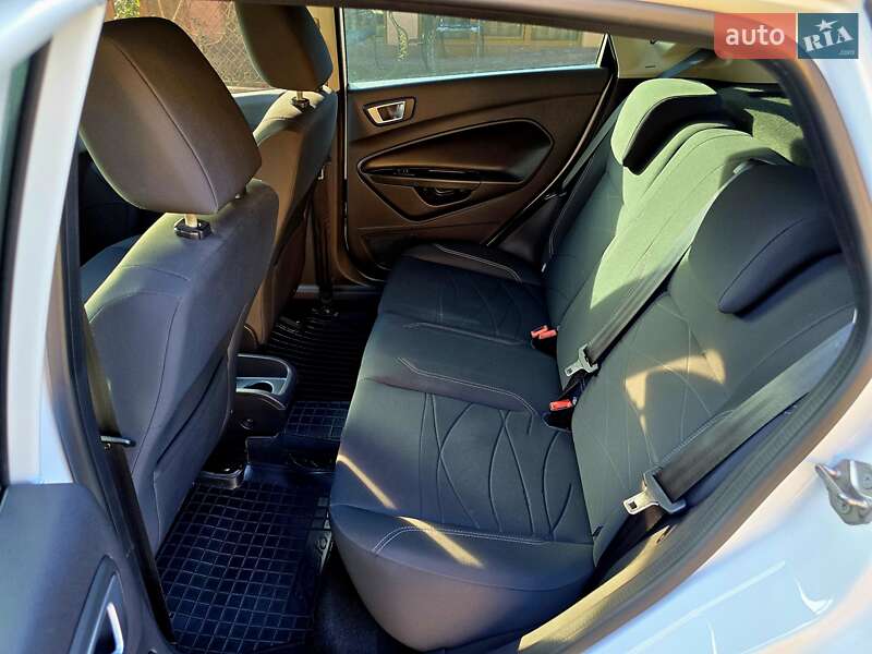 Хетчбек Ford Fiesta 2014 в Мукачевому