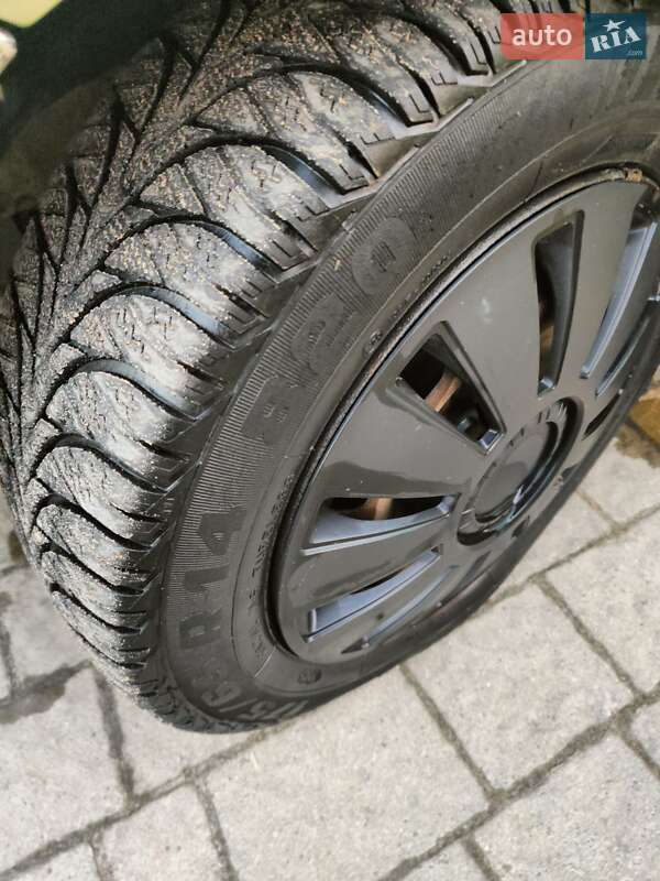 Хэтчбек Ford Fiesta 2007 в Вараше