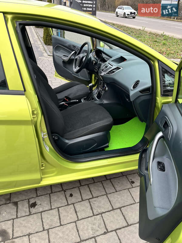 Седан Ford Fiesta 2010 в Тысменице фото 10 Седан Ford Fiesta 2010 в Тысменице