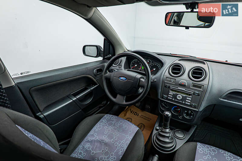 Хетчбек Ford Fiesta 2007 в Києві