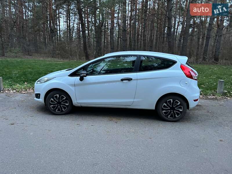 Хэтчбек Ford Fiesta 2013 в Новомосковске фото 14 Хэтчбек Ford Fiesta 2013 в Новомосковске